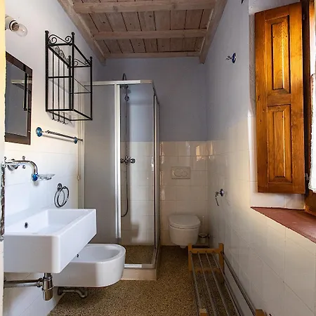 בית כפרי La Quarta *